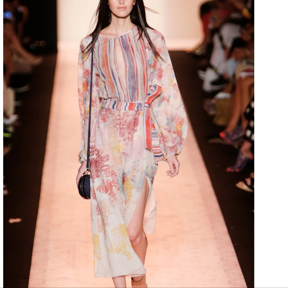 BCBG RUNWAY "KHAYRI" SILK DRESS prestine